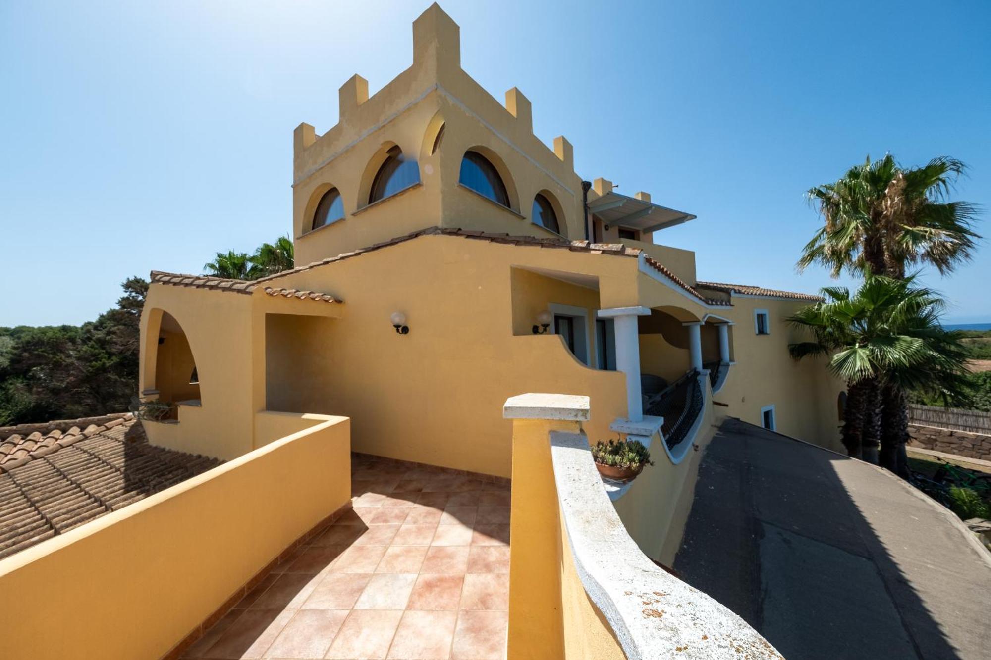 Hotel Luci Del Faro Calasetta Exterior photo